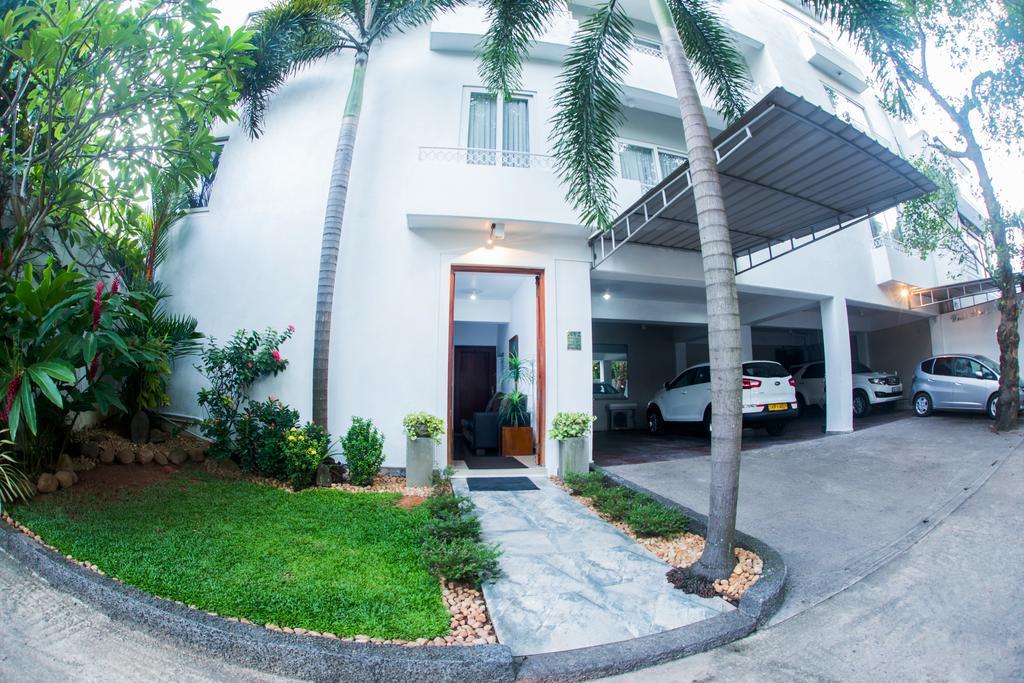 Whitehouse Residencies Bed & Breakfast Colombo Exterior photo