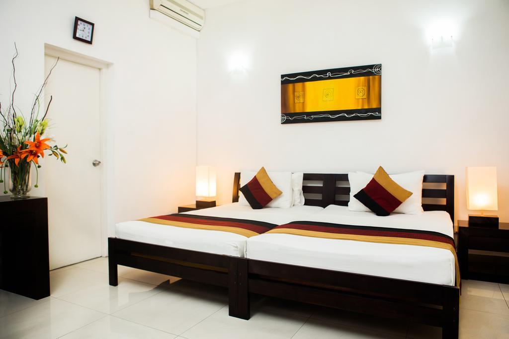 Whitehouse Residencies Bed & Breakfast Colombo Exterior photo
